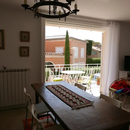 Tranquille Centre Pres Lägenhet Bandol